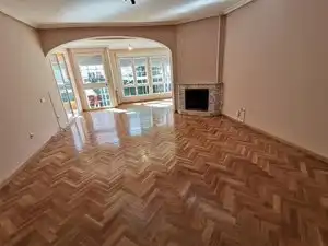 Sala de estar de Casa o chalet de alquiler en Club de Campo con Calefacción, Jardín privado y Piscina comunitaria