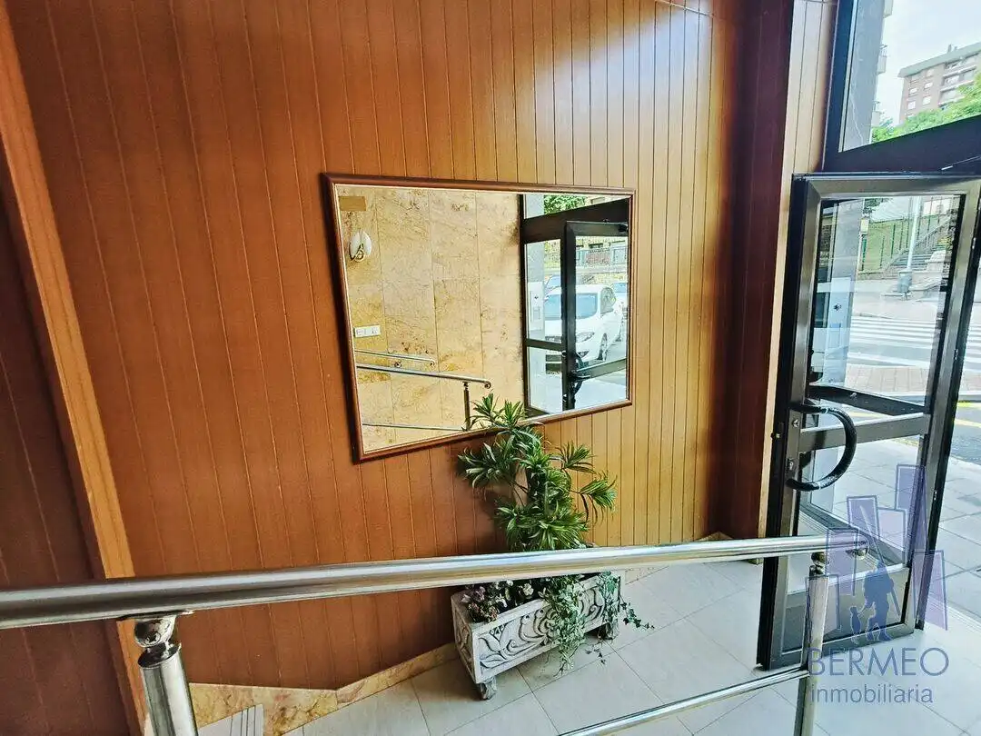 Piso en venta en Bermeo con Calefacción y Balcón
