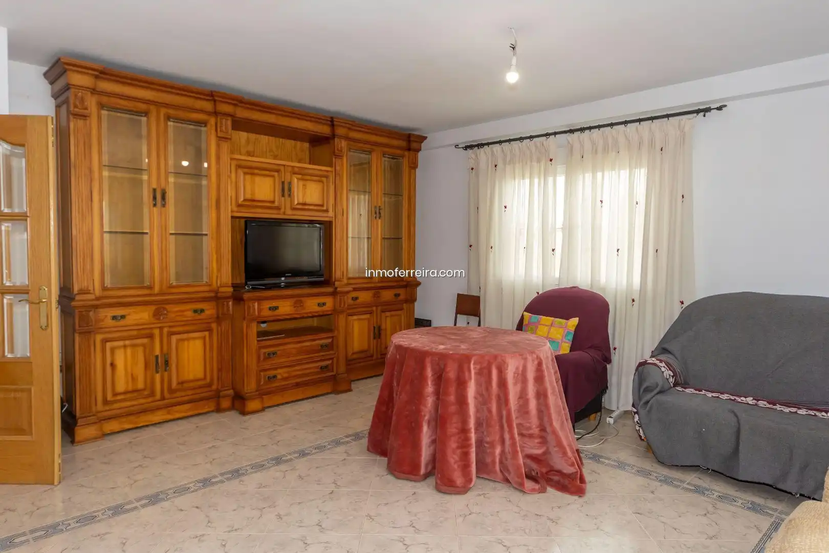 Bedroom of Houses for sale in Darro  with Storage room