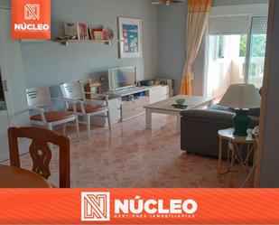 Living room of Flat for sale in Torrevieja  with Furnished, Oven and Washing machine