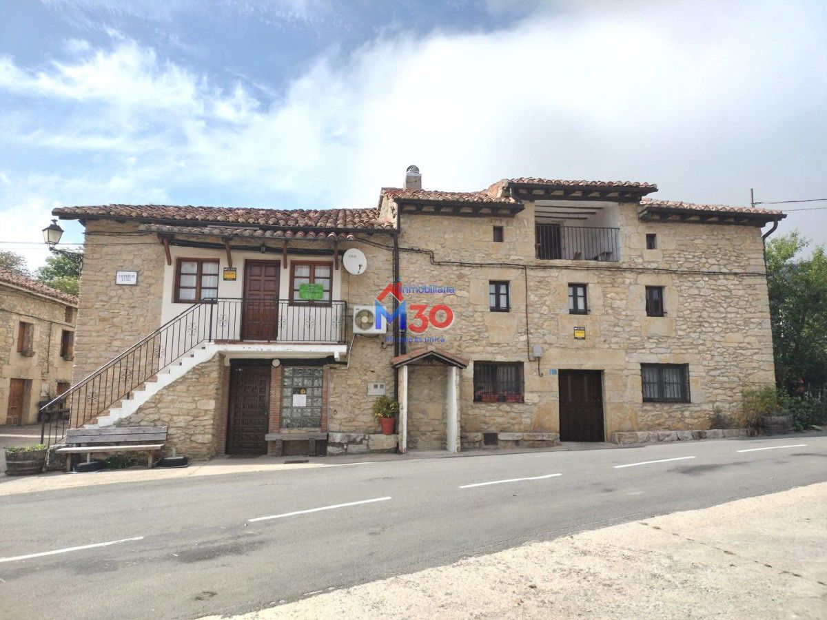 Exterior view of Premises for sale in Valdegovia / Gaubea