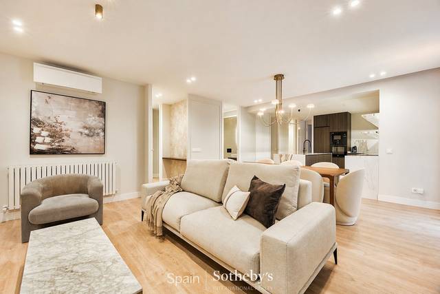 Apartamento en Venta en Calle del General Pardiñas en Lista