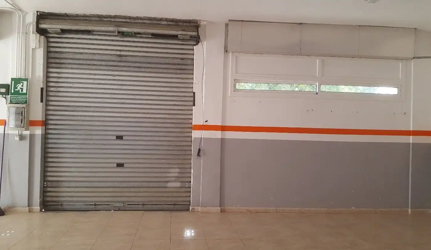 Local en venda a Avinguda de la Generalitat, 2, Vilallonga del Camp