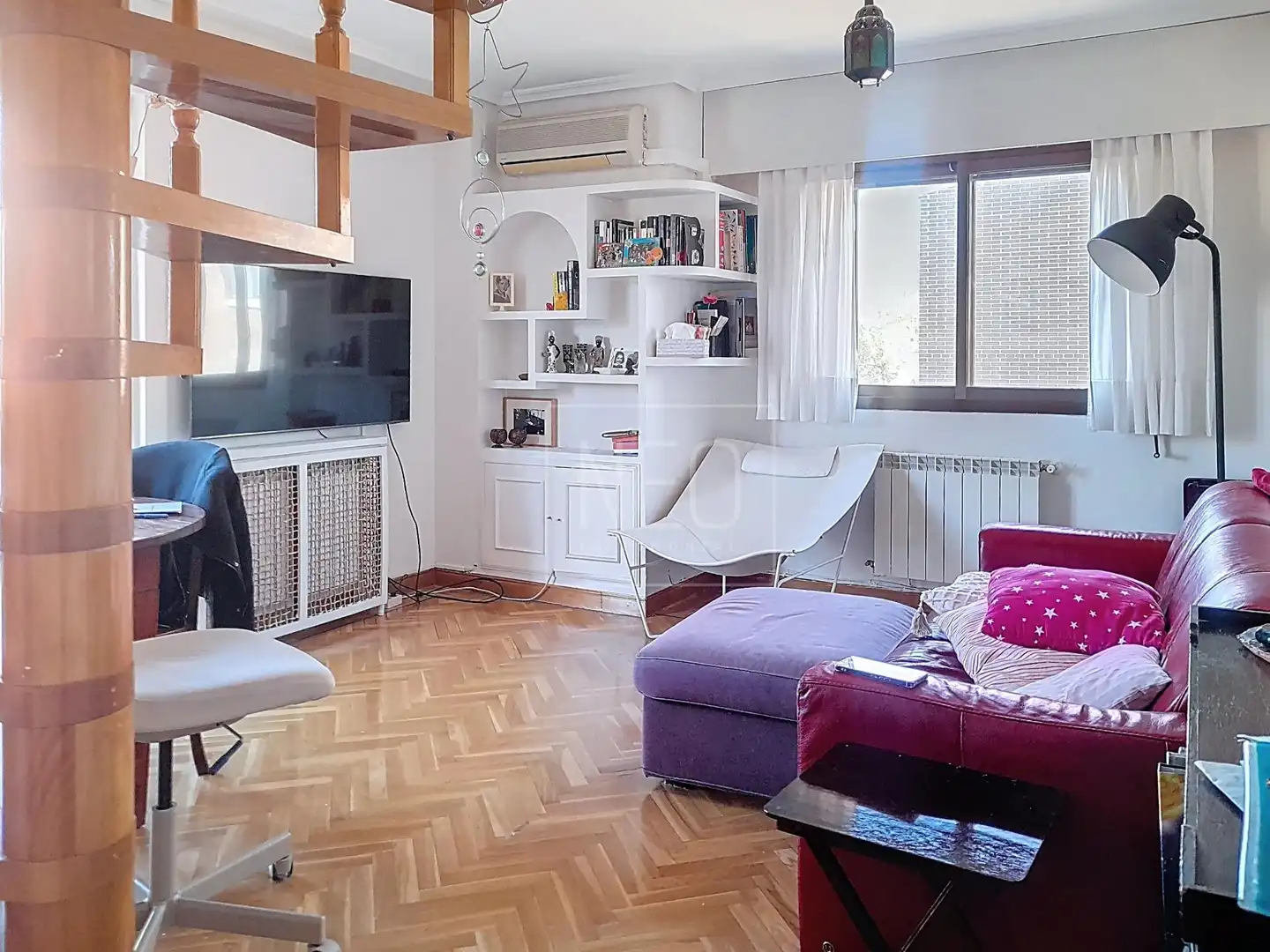 Sala de estar de Dúplex en venta en Madrid con Aire acondicionado, Calefacción y Jardín privado