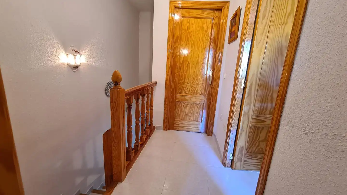 Houses for sale in La Adrada   with Private garden, Storage room and Balcony