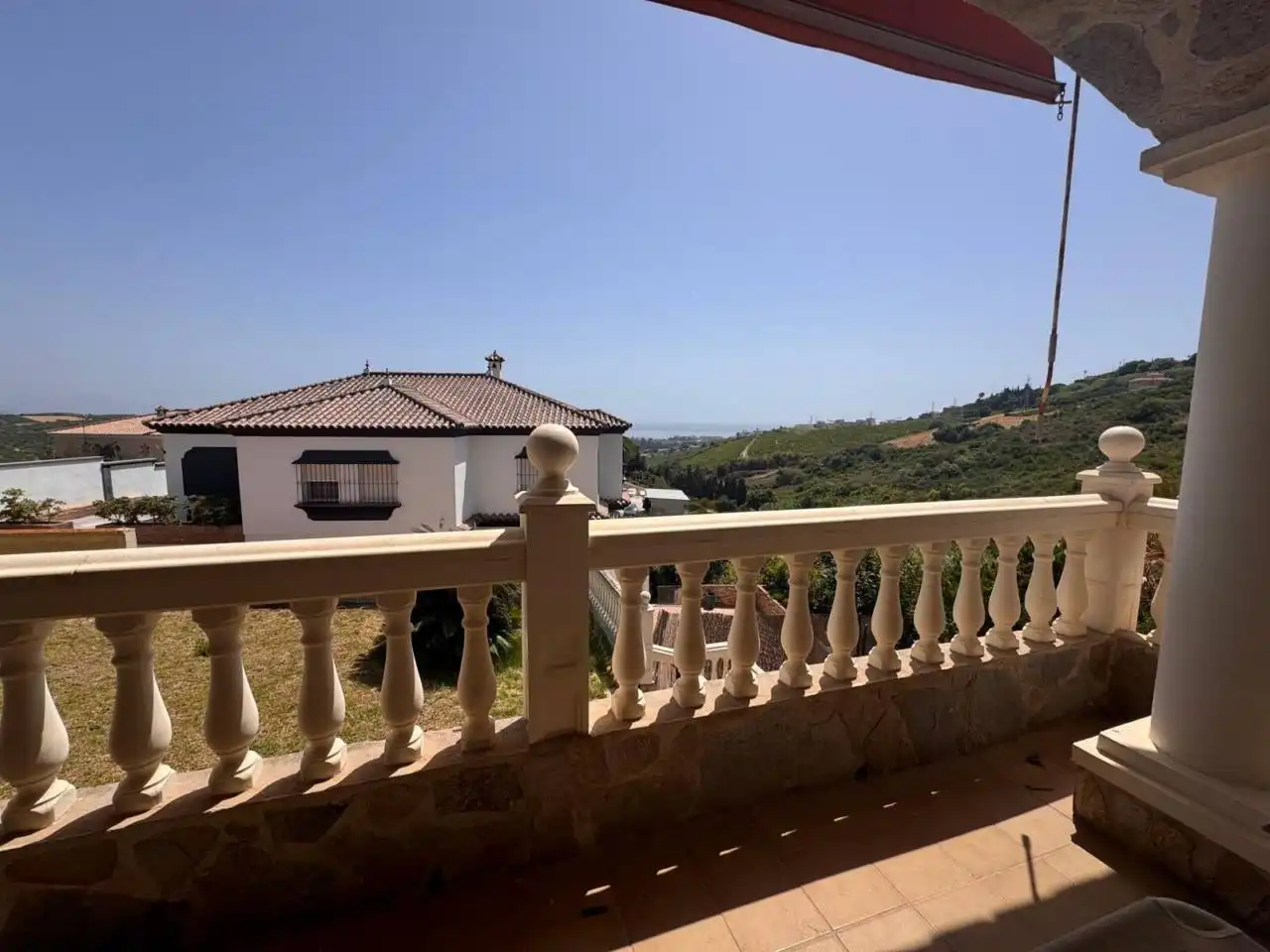 Terraza de Casa o chalet en venta en Manilva con Aire acondicionado, Calefacción y Jardín privado