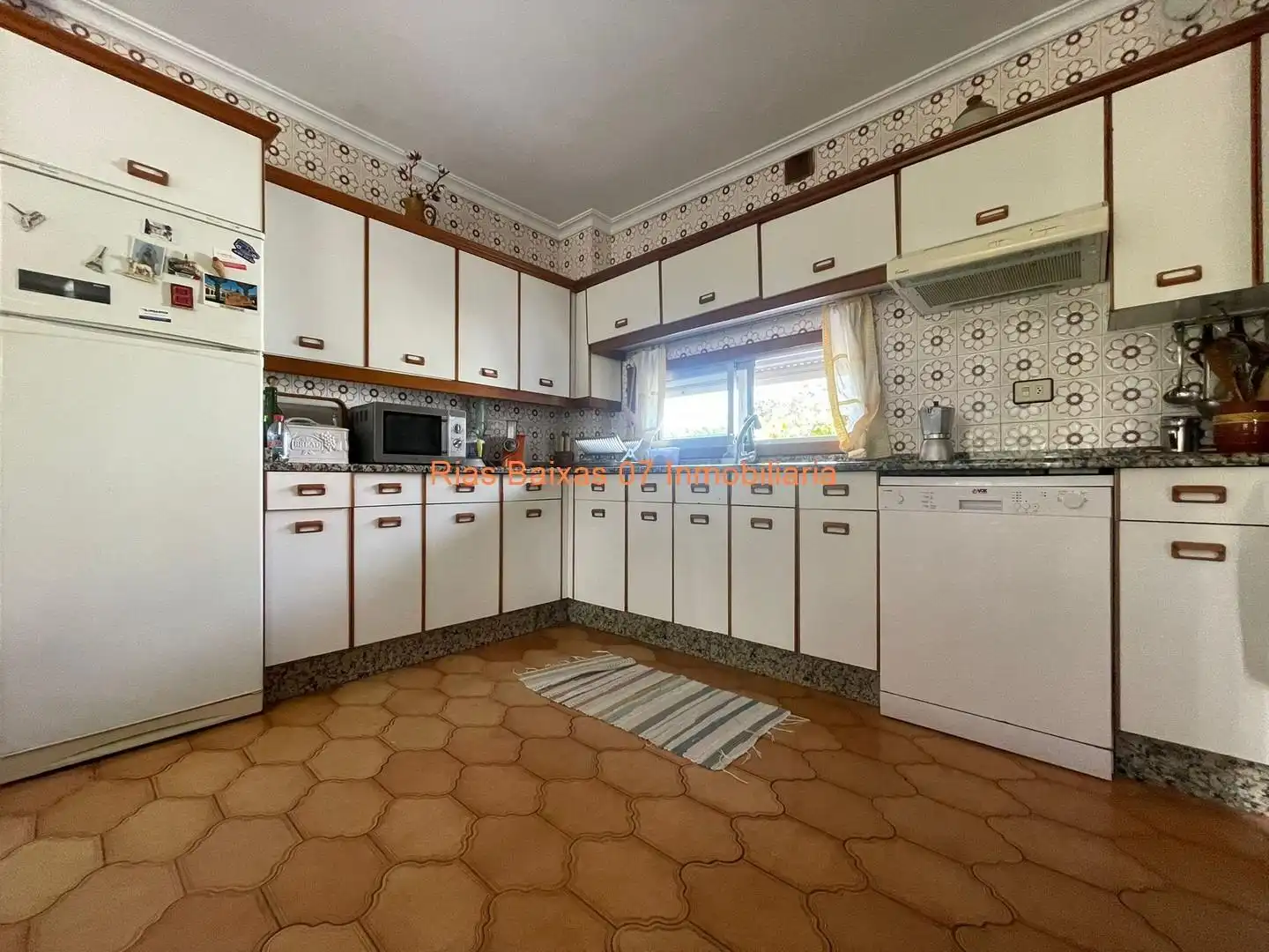 Houses for sale in Mos
