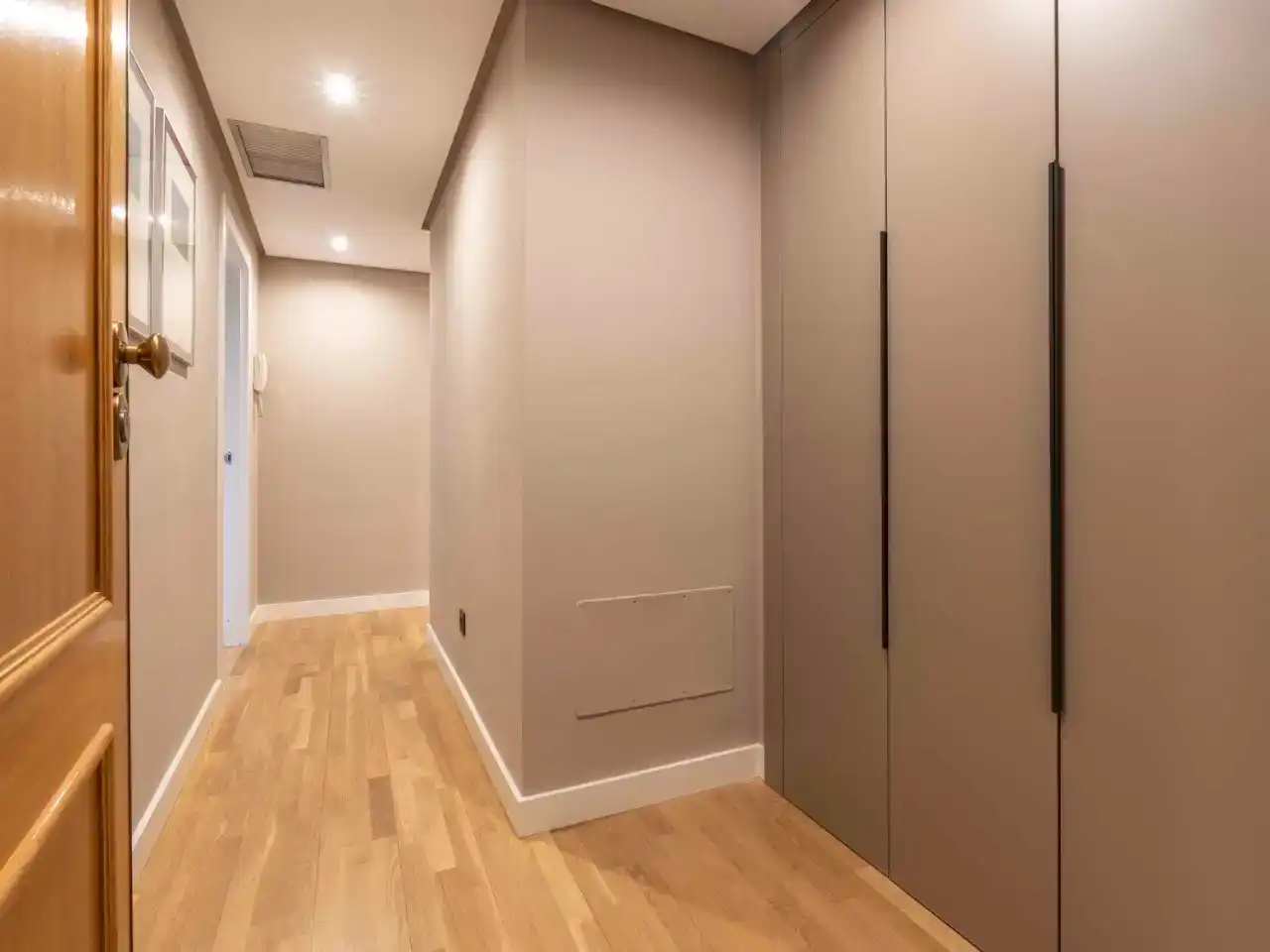 Wohnung zur Miete in Calle de Bustamante, 26, Delicias