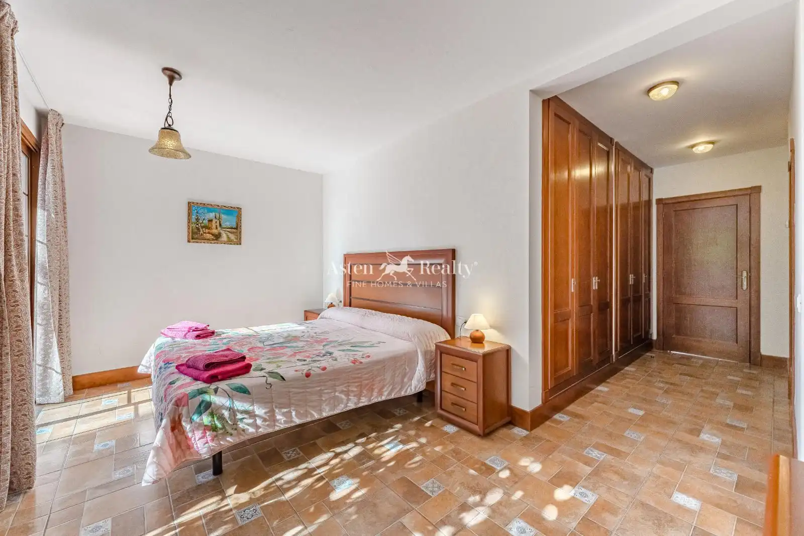 Bedroom of Houses for sale in Adeje  with Air Conditioner, Terrace and Swimming Pool