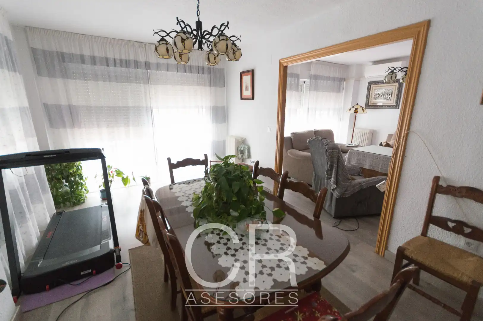 Comedor de Piso de alquiler en Granada con Aire acondicionado, Calefacción y Balcón