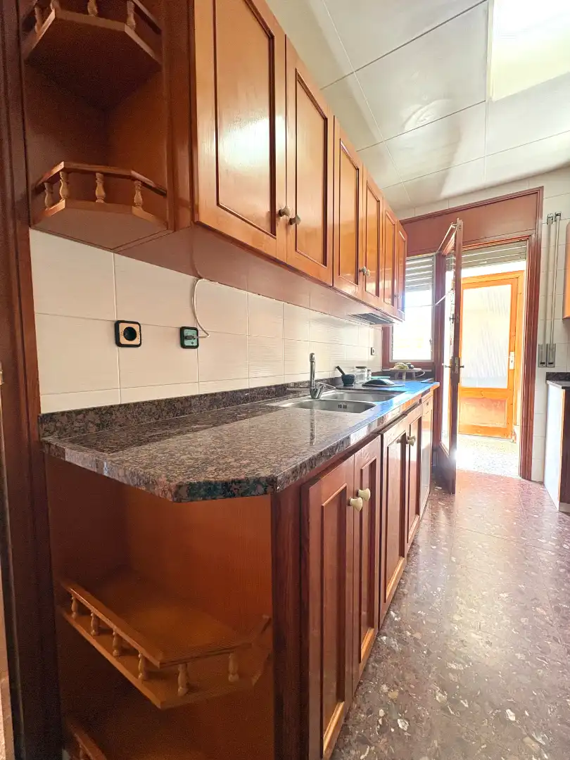 Cuina de Pis en venda en Terrassa amb Aire condicionat, Calefacció i Balcó