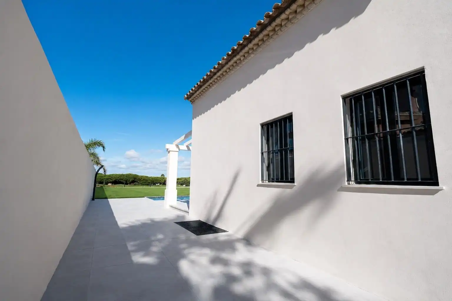 Exterior view of Houses for sale in Chiclana de la Frontera  with Private garden, Terrace and Swimming Pool