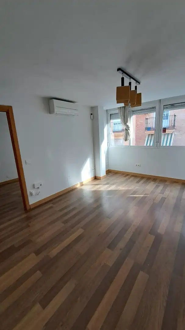 Appartamento con terrazza in vendita a Reina Victoria - Matadero, imagen 3