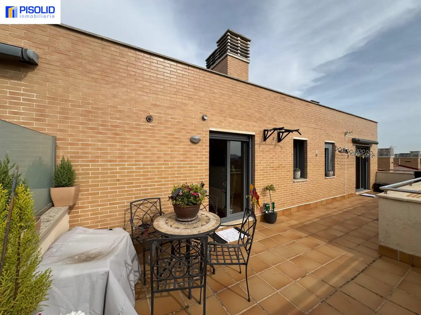Terraza de Ático en venta en Valladolid con Calefacción, Parquet y Terraza