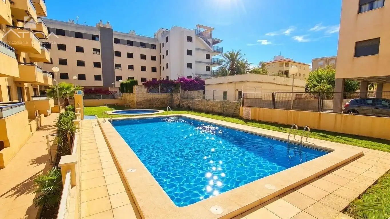 Piscina de Apartament en venda en Bellreguard amb Aire condicionat, Jardí privat i Terrassa