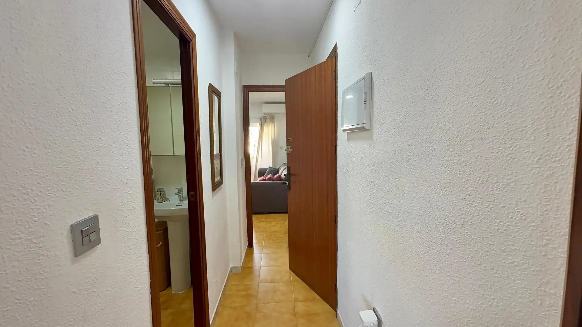 Wohnungen zur Miete in Torrevieja mit Privatgarten, Terrasse und Möbliert