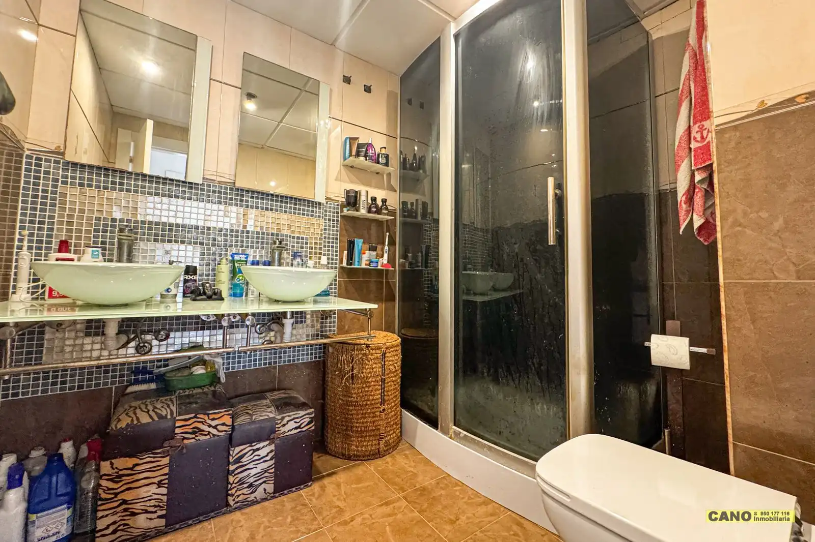 Baño de Piso en venta en Roquetas de Mar con Terraza, Trastero y Piscina