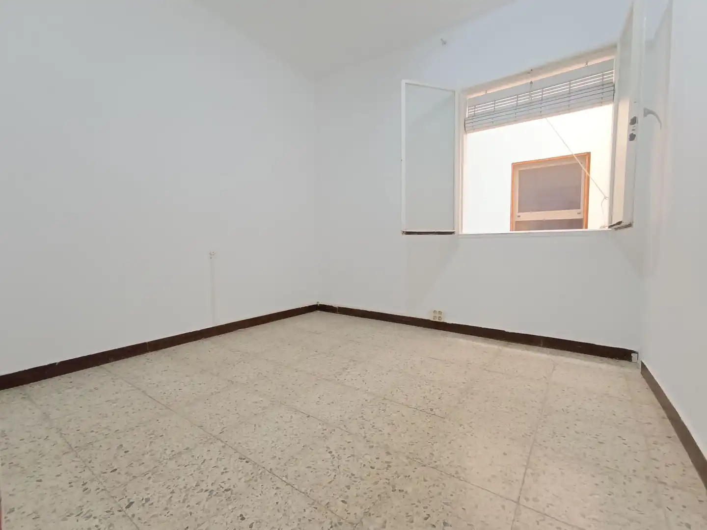 Piso en venta en Premià de Mar con Calefacción y Terraza