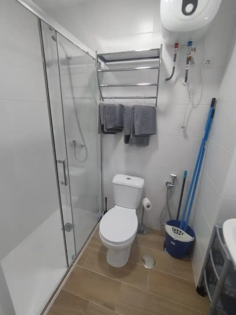 Bany de Edifici en venda en Alicante / Alacant