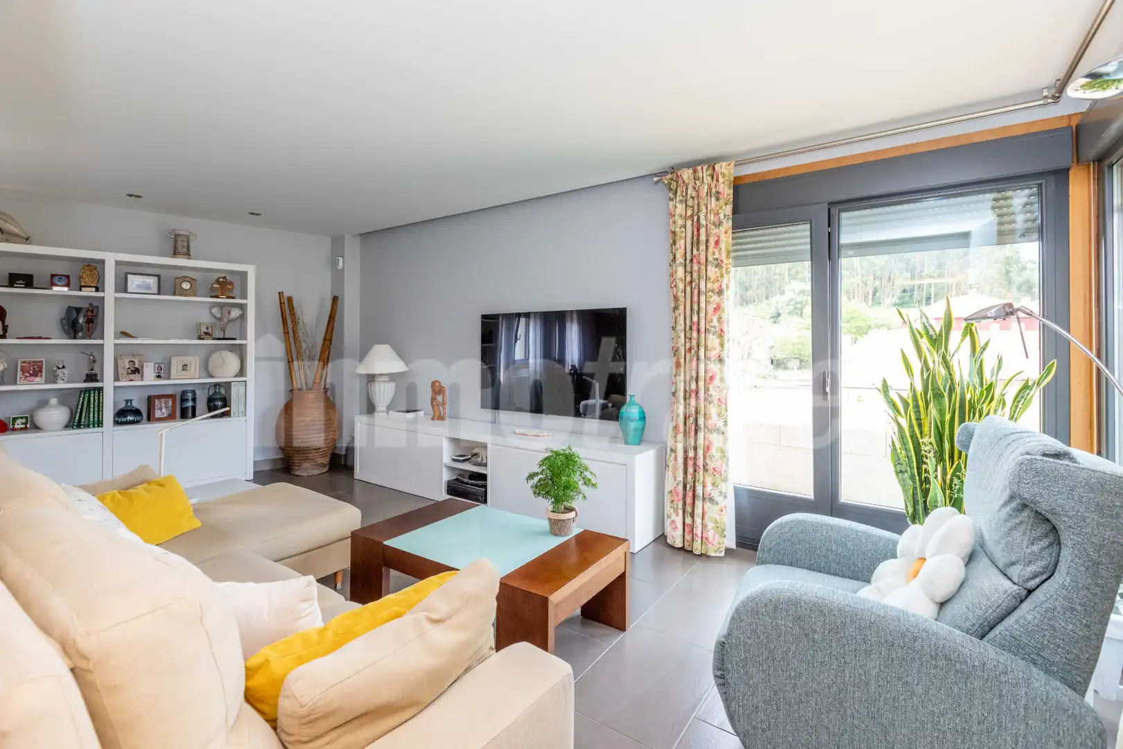 Sala de estar de Casa o chalet en venta en Sanxenxo con Calefacción, Jardín privado y Parquet
