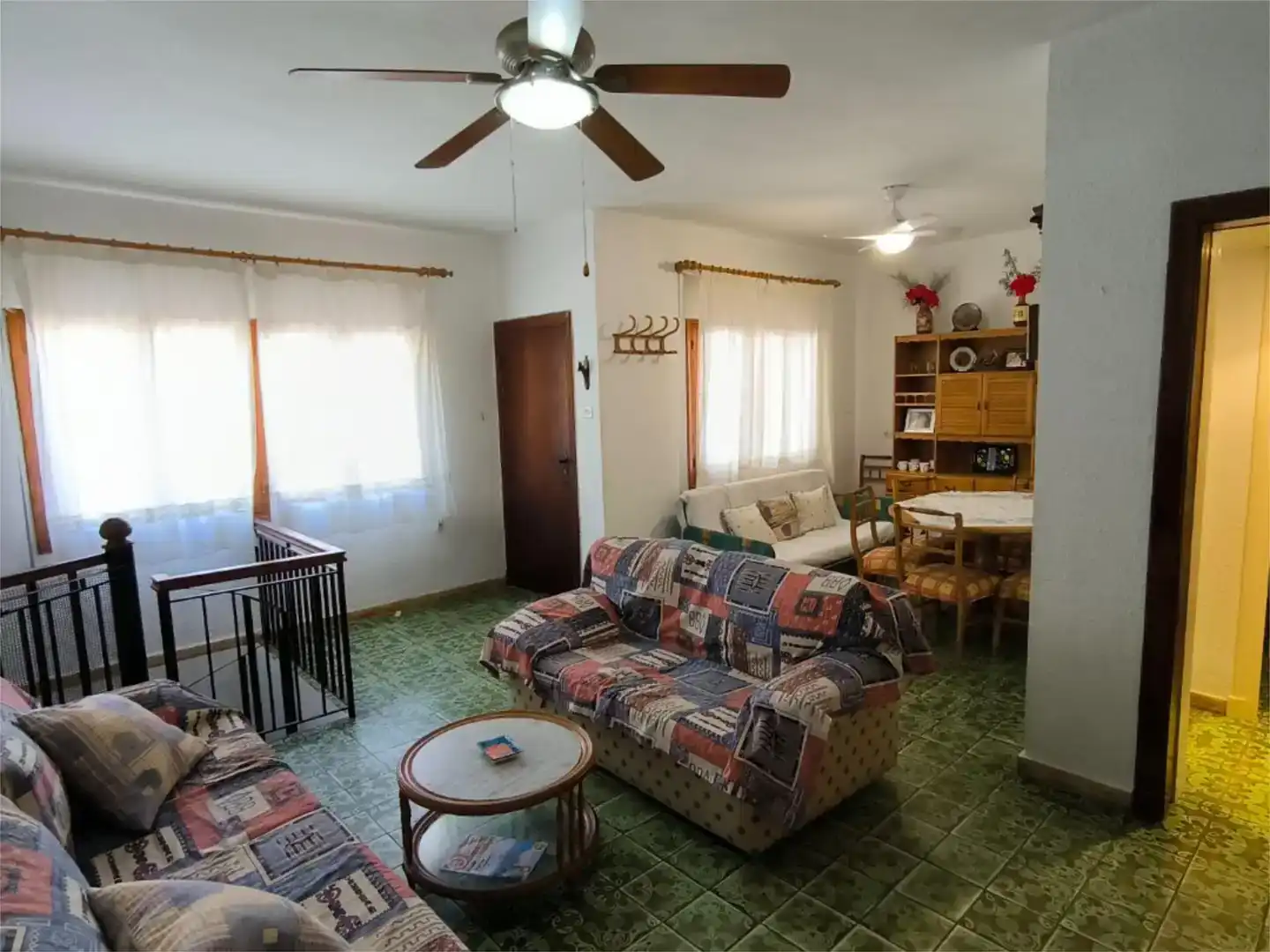 Sala de estar de Casa adosada en venta en Orihuela con Balcón
