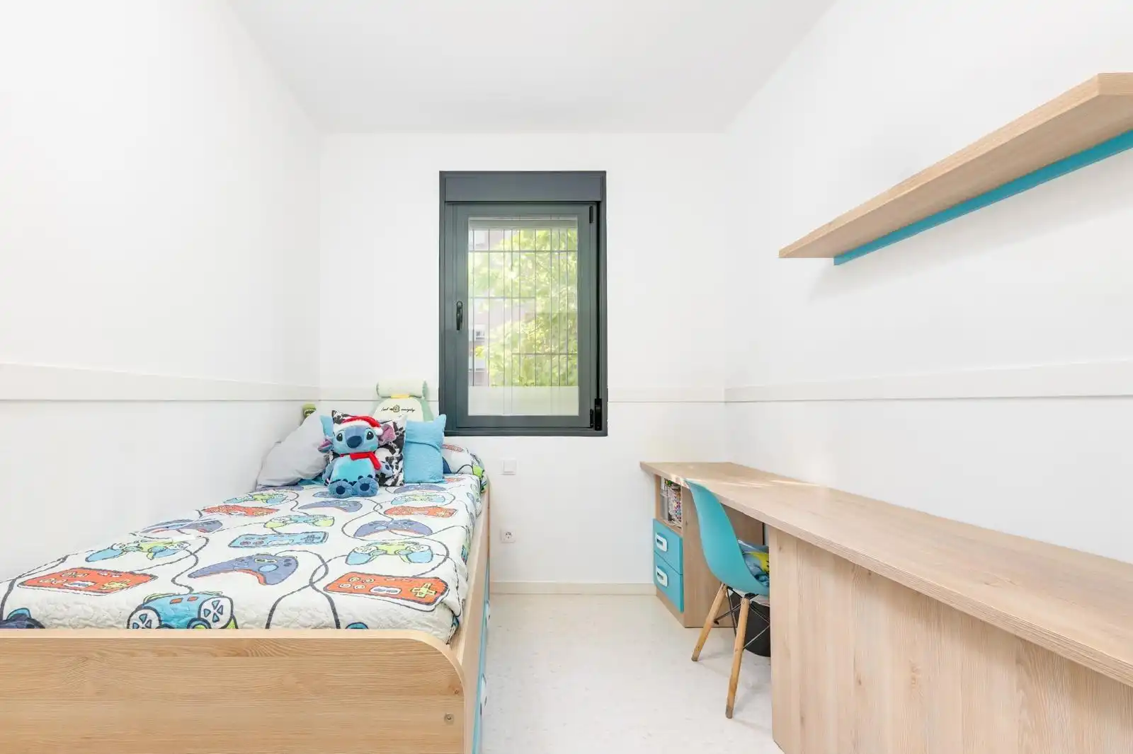 Habitación de Piso en venta en Sevilla con Aire acondicionado, Calefacción y Trastero