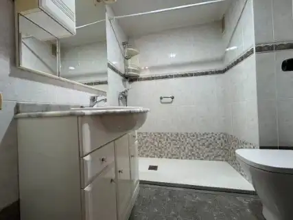 Badezimmer von Maisonette zum Verkauf in Zumaia