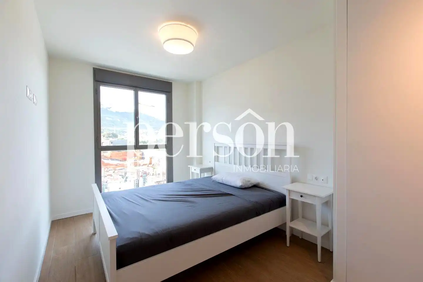 Habitación de Piso de alquiler en Dénia con Aire acondicionado, Terraza y Trastero