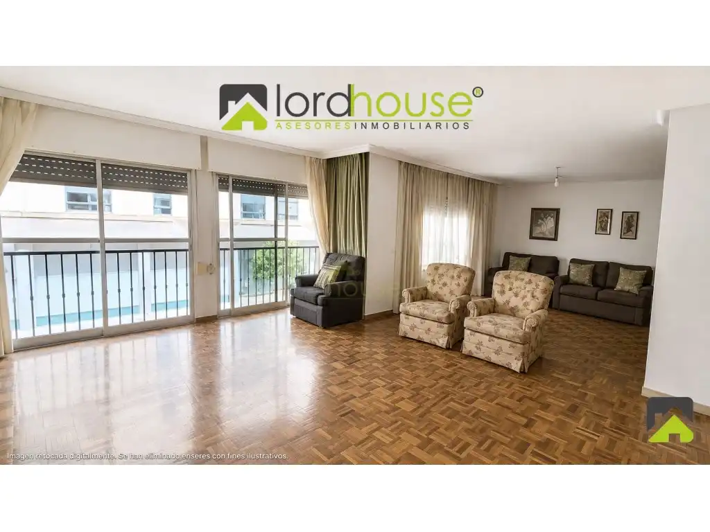 House for sale in Calle Perez Casas