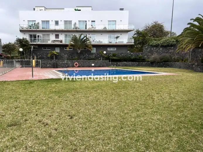 Flat for sale in Calle la Gorvorana, Longuera - Toscal