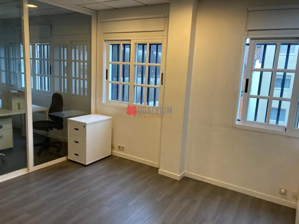 Oficina de alquiler en Santiago de Compostela 
