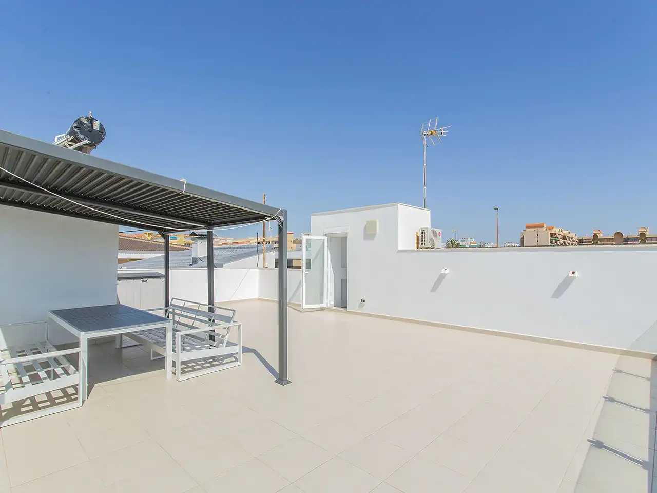 Casa amb piscina en venda a La Mata, imagen 78