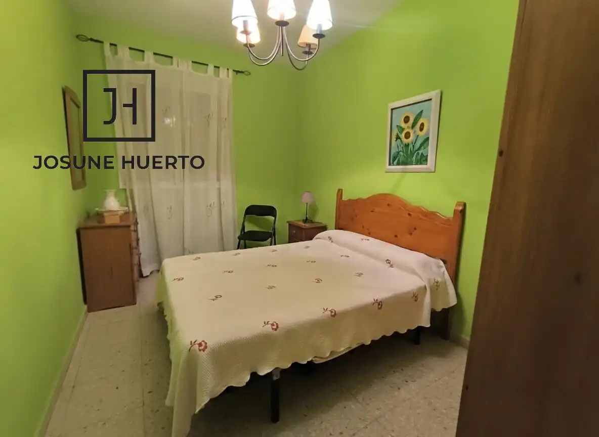 Bedroom of Flat for sale in Zalamea de la Serena  with Air Conditioner, Furnished and Balcony