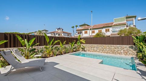Foto 3 de Casa o chalet en venta en Mil Palmeras, Pilar de la Horadada