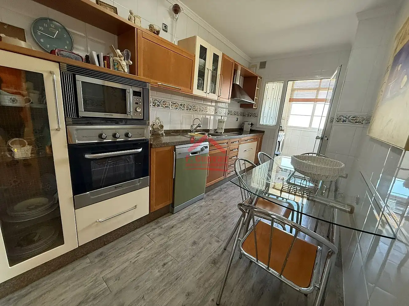 Cuina de Apartament en venda en Vélez-Málaga amb Jardí privat, Terrassa i Piscina