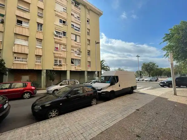Local comercial en venta en RIU LLOBREGAT, imagen 2