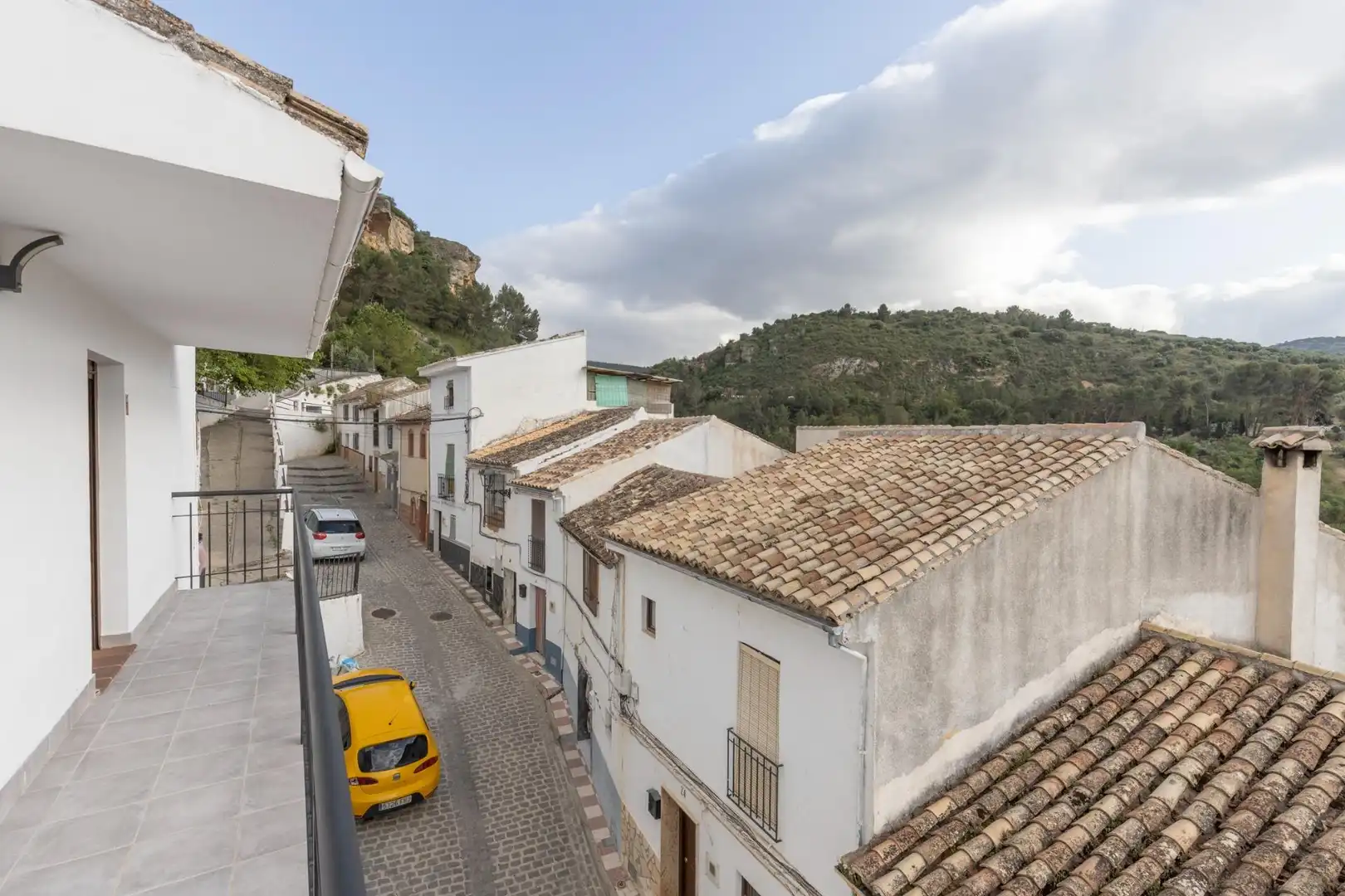 Vista exterior de Casa o xalet en venda en Montefrío amb Calefacció i Terrassa