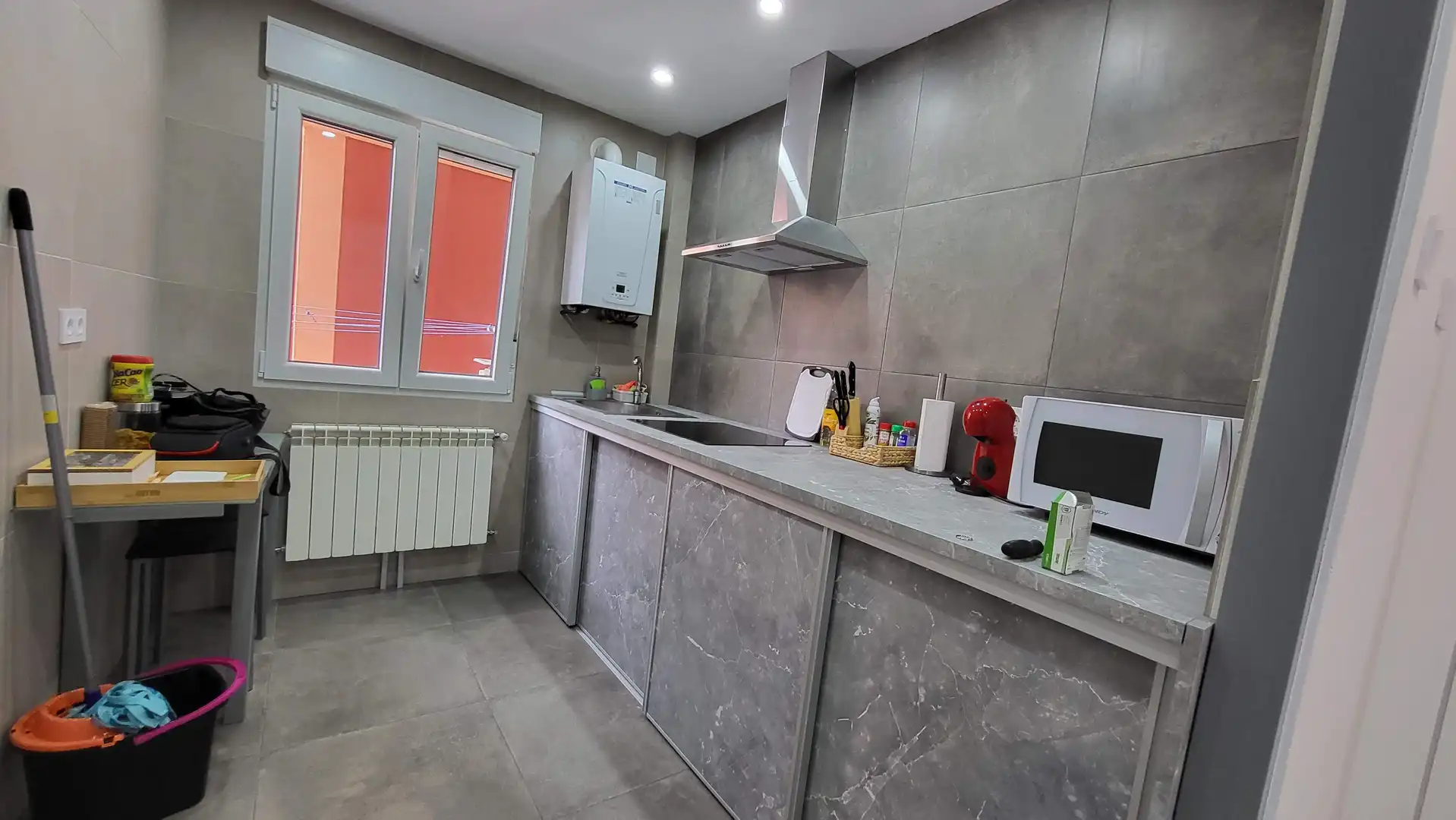 Flat with lift to rent in Paseo del General Dávila, imagen 2