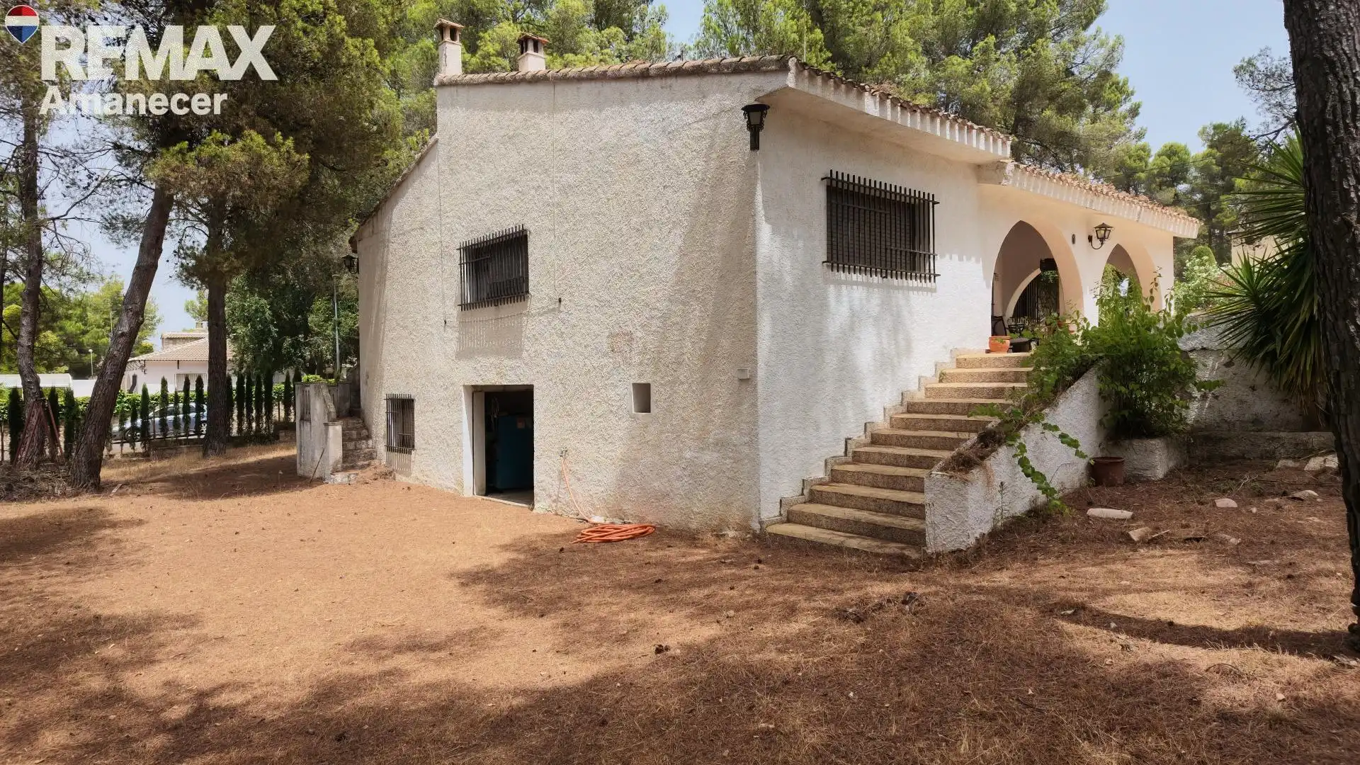 Vista exterior de Casa o chalet en venta en Banyeres de Mariola con Piscina comunitaria