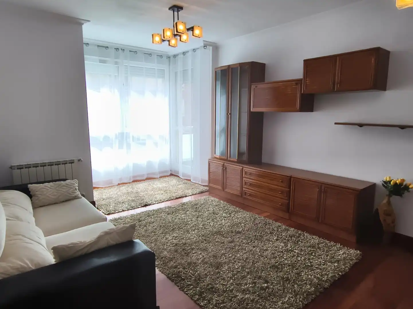 Wohnzimmer von Wohnung zur Miete in Entrambasaguas mit Heizung, Privatgarten und Parkett