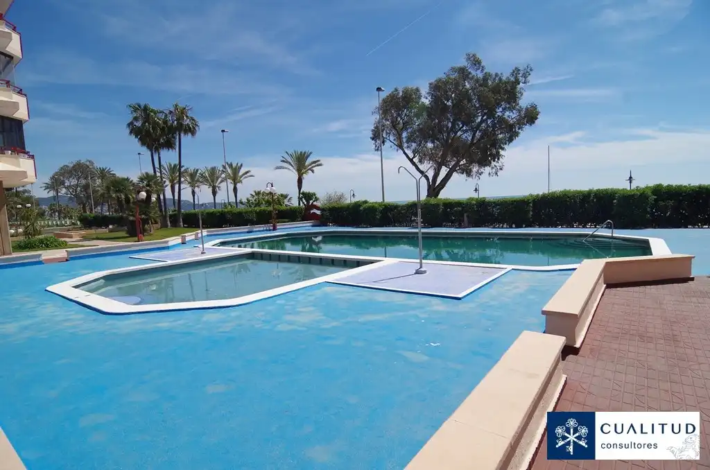 Schwimmbecken von Wohnung zur Miete in Benicasim / Benicàssim