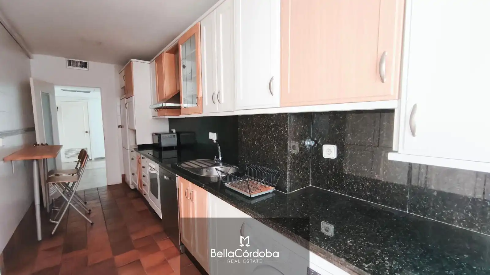 Kitchen of Flat for sale in Córdoba  with Air Conditioner, Storage room and Swimming Pool