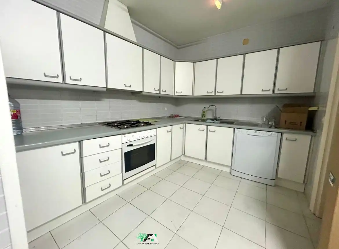 Cocina de Piso en venta en Ibros con Calefacción