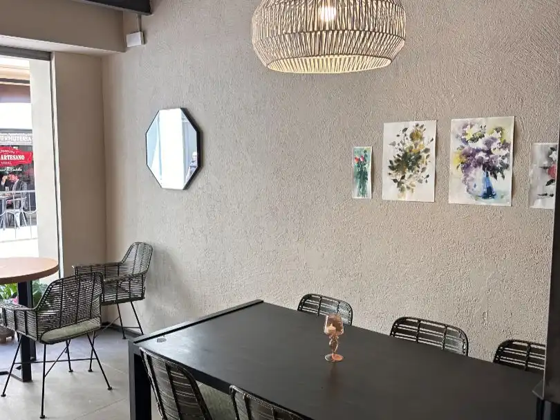 Business premises for transfer in Calle Ruiz Zorrilla 15
