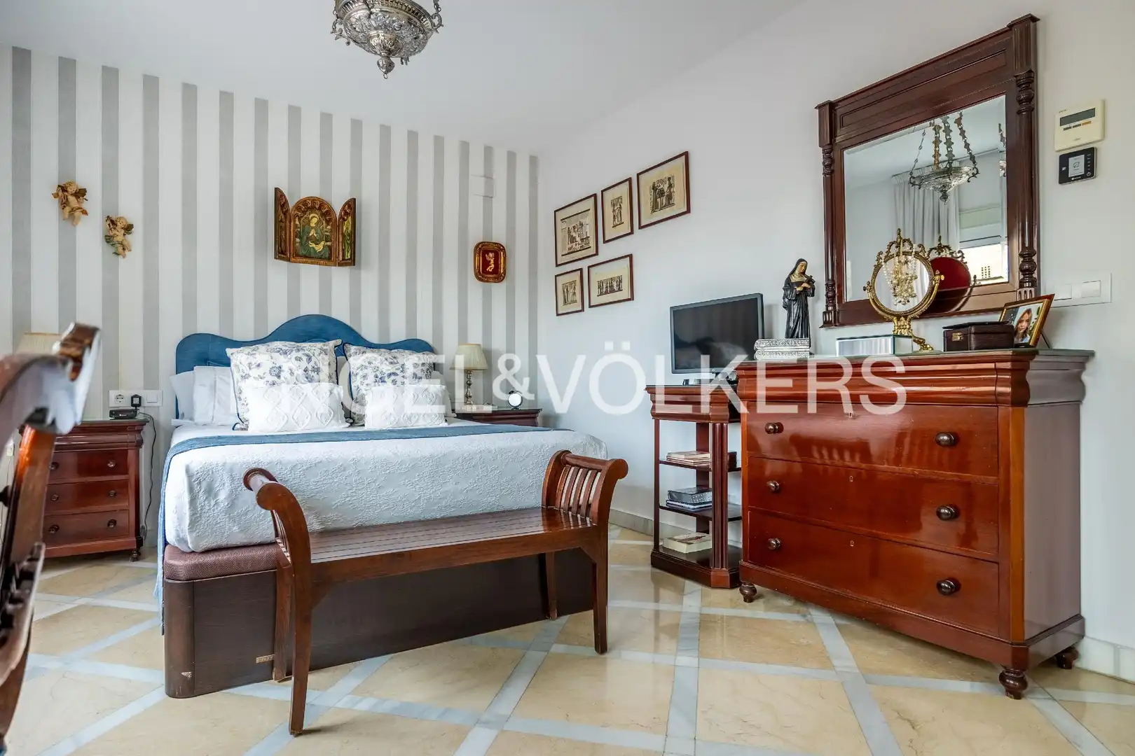 Bedroom of Flat for sale in Sevilla  with Heating, Private garden and Terrace