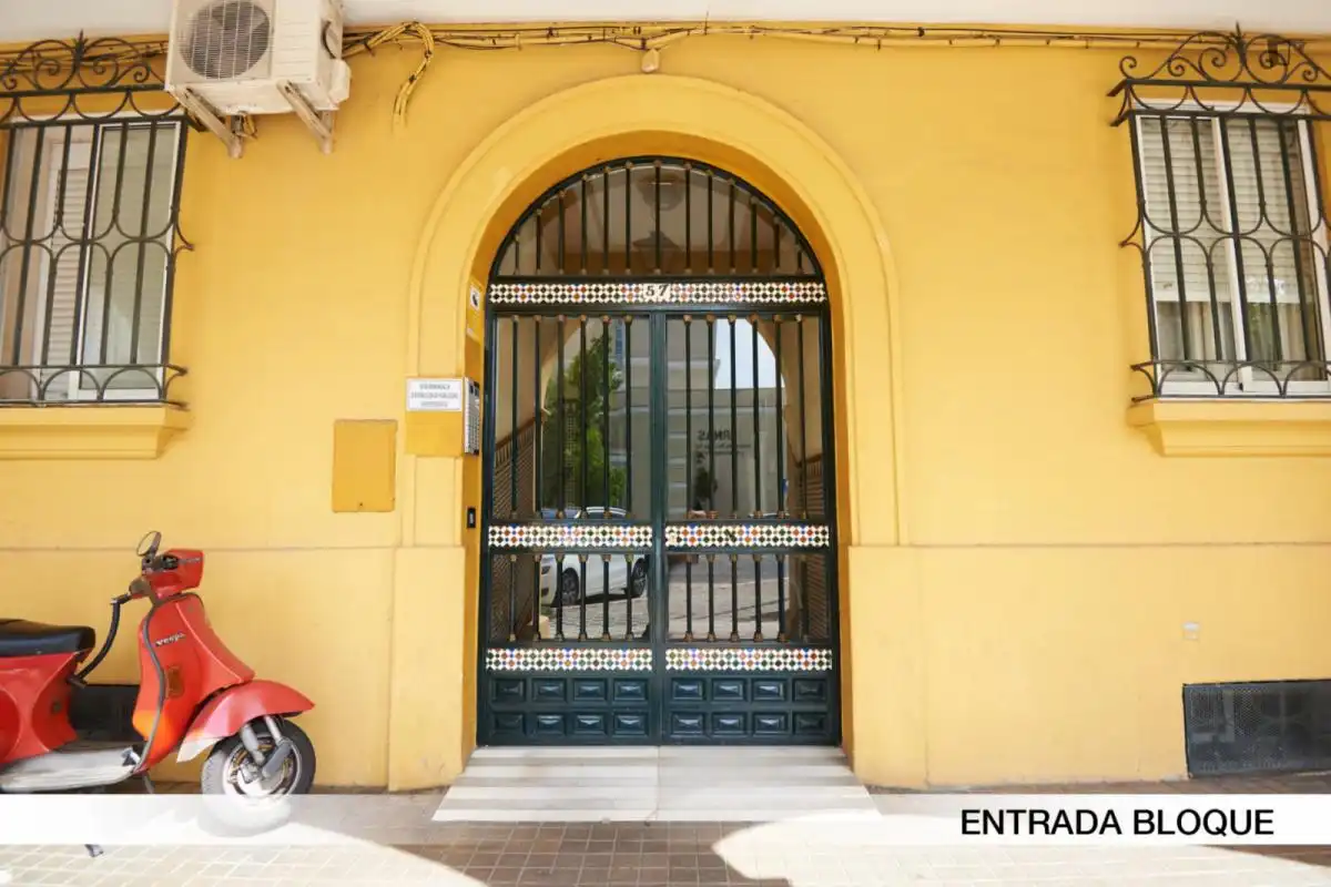 Habitación en Sector Sur - La Palmera - Reina Mercedes