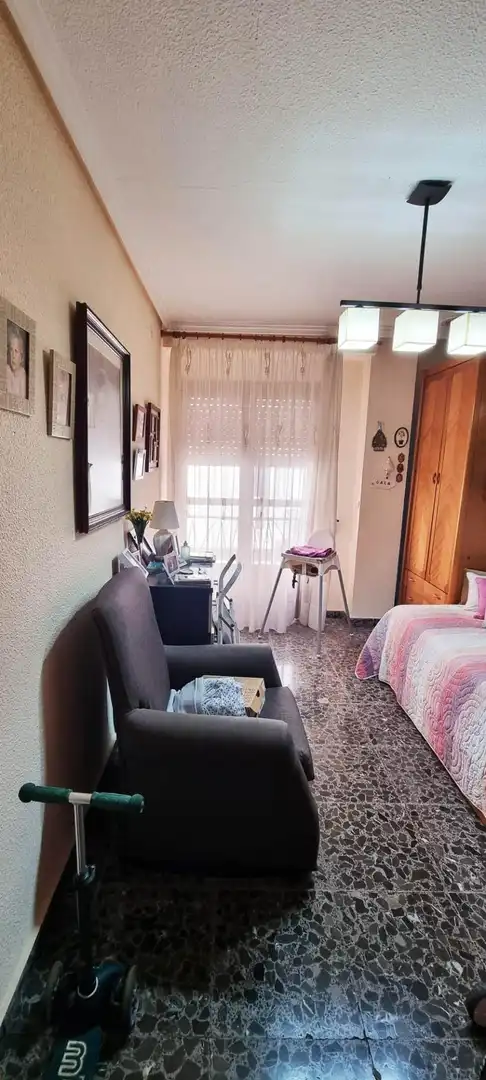 Schlafzimmer von Wohnung zum Verkauf in Elche / Elx