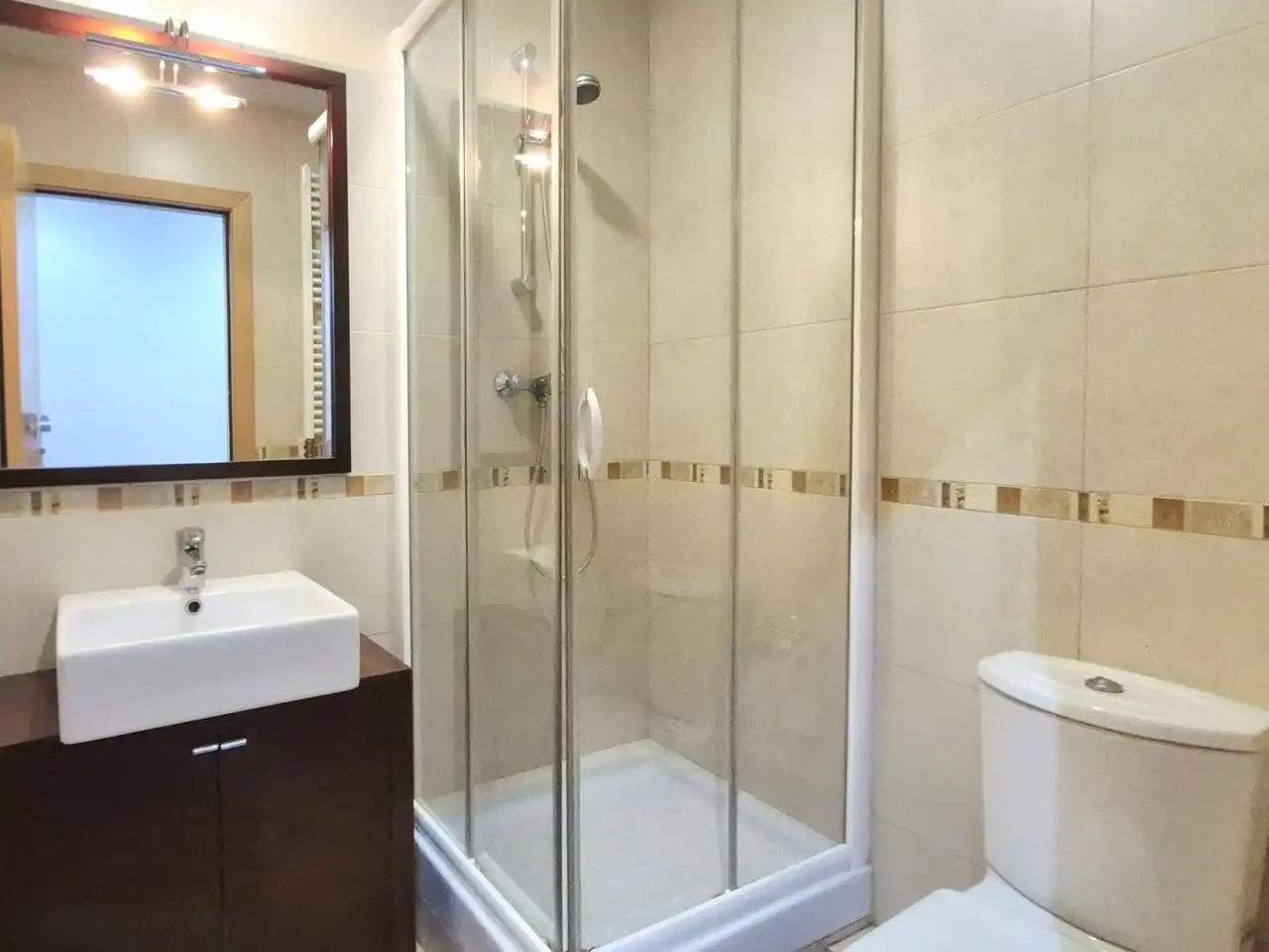 Baño de Piso en venta en Terrassa con Calefacción y Balcón