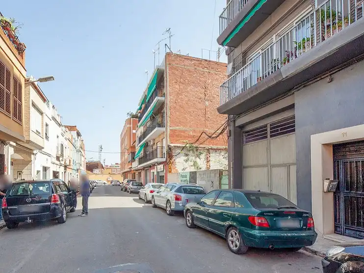 Wohnbaugrundstück zum Verkauf in Calle Gerardo Laguía 9, imagen 5