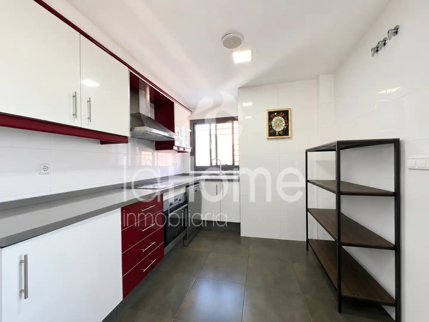 Kitchen of Houses for sale in La Pobla de Vallbona  with Air Conditioner, Parquet flooring and Terrace